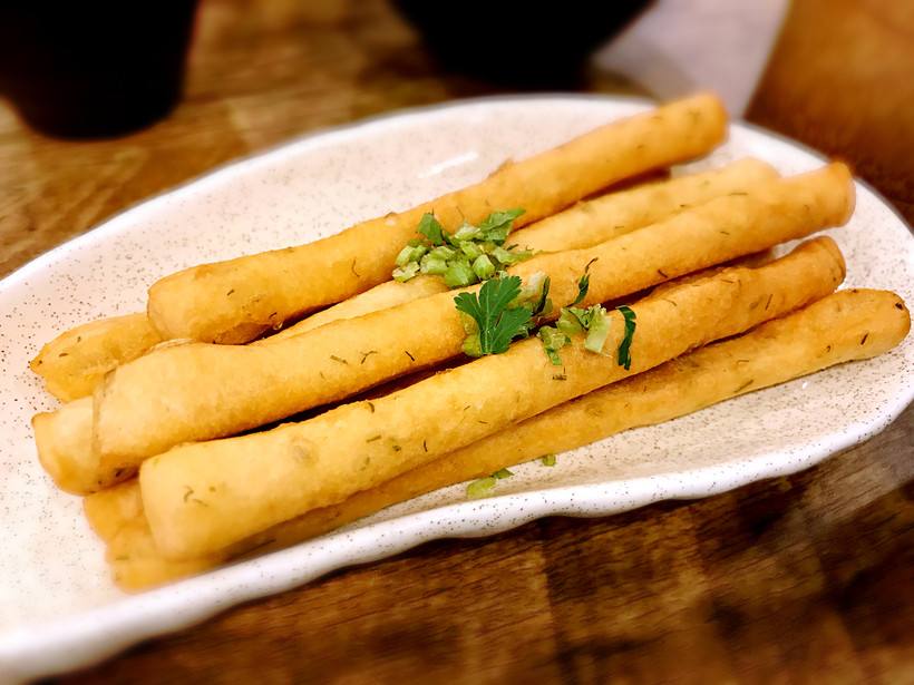 酥脆茴香小油條