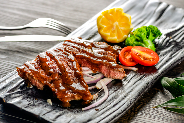 肉味香精或被濫用，外賣菜里藏有貓膩，怎樣辨別真假肉食？